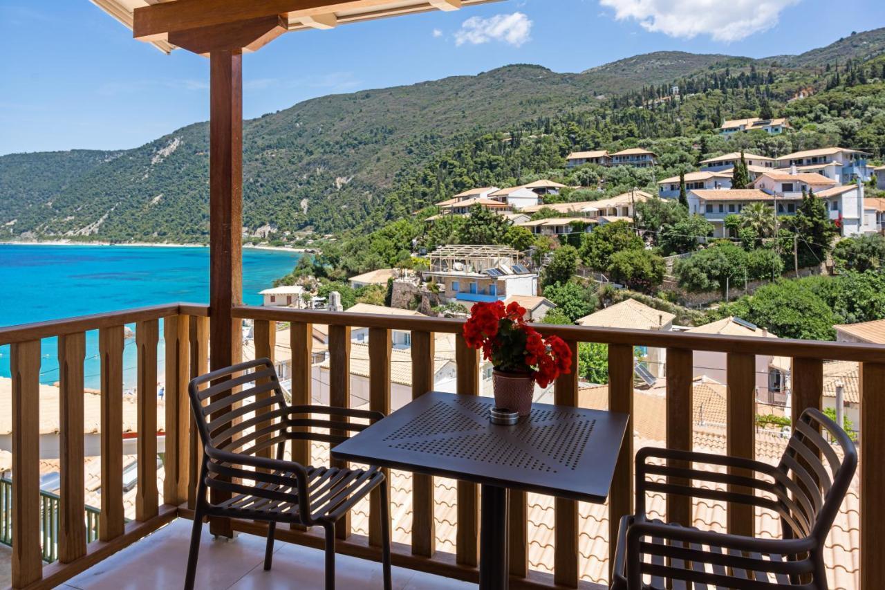 Tellion Suites Áyios Nikítas Exterior photo